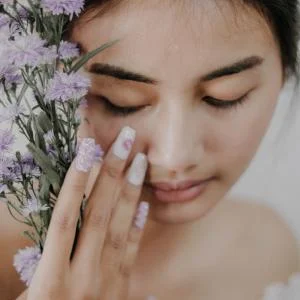 Nachhaltigkeit in der Nagelpflege: Ein grüner Weg mit Glossy Nails